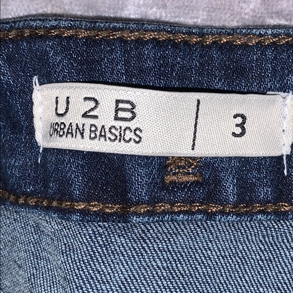 Jeans - Picture 2 of 2
